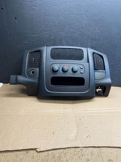 2002 to 2005 Dodge Ram Radio Climate Control Dash Air Vent Bezel Trim AF1853 DG0