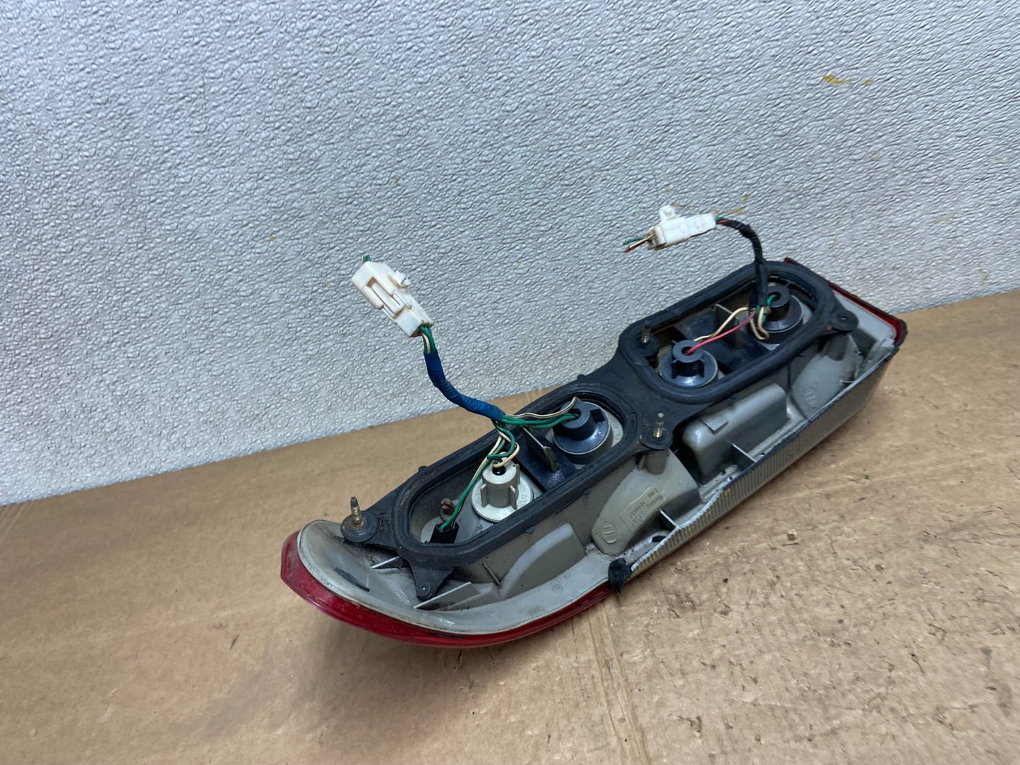 1995 to 1999 Toyota Paseo Left Driver Side Tail Light Y6086 PS6