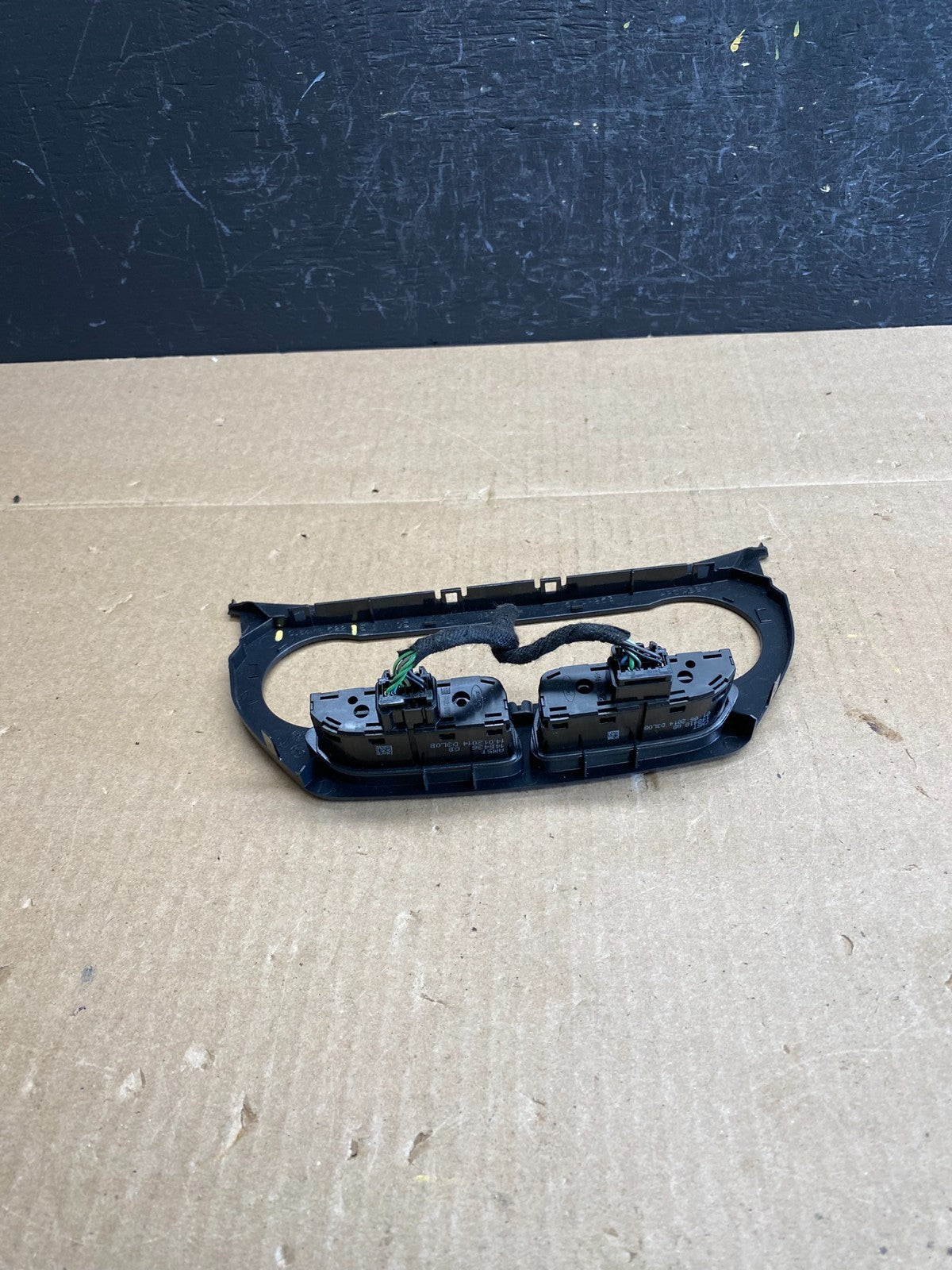2013 to 2016 Ford Escape Climate Control Trim Panel W/ Switches ac6249 DG4