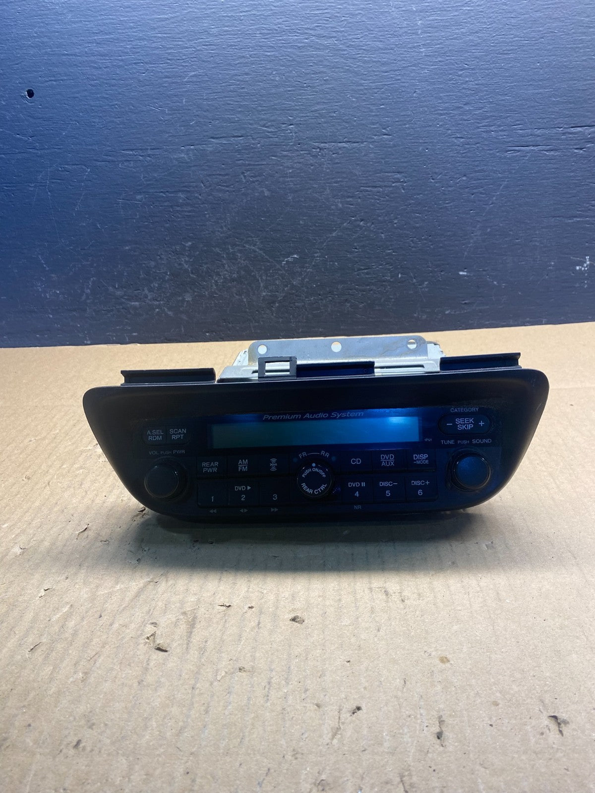 2005 to 2010 Honda Odyssey Am Fm Cd Player Radio Receiver AC2536 MS0