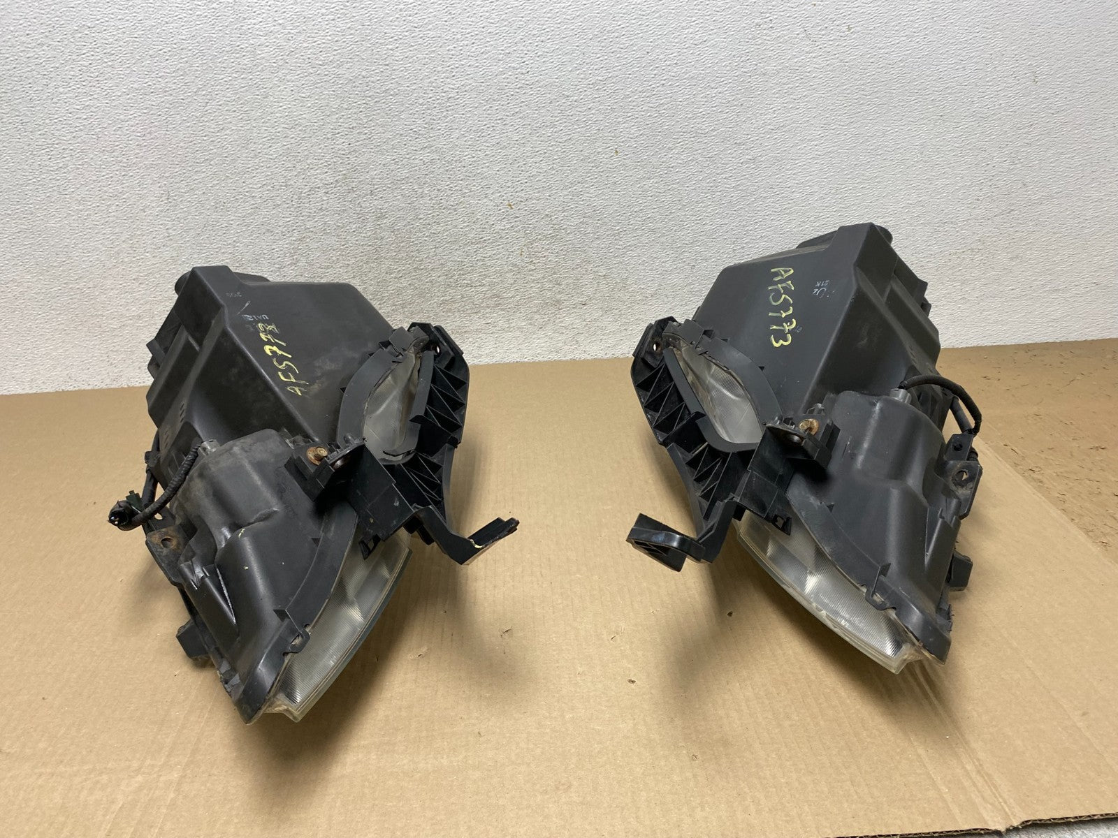 2007 to 2011 Honda CR-V Crv Left+Right Side Headlights Halogen AF5773 DW9
