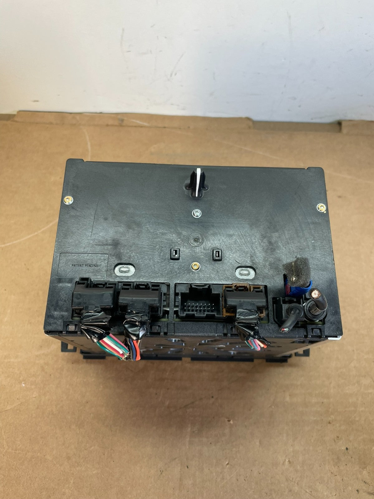 Buick Enclave GMC Acadia Chevrolet Traverse Navigation Radio AG08016