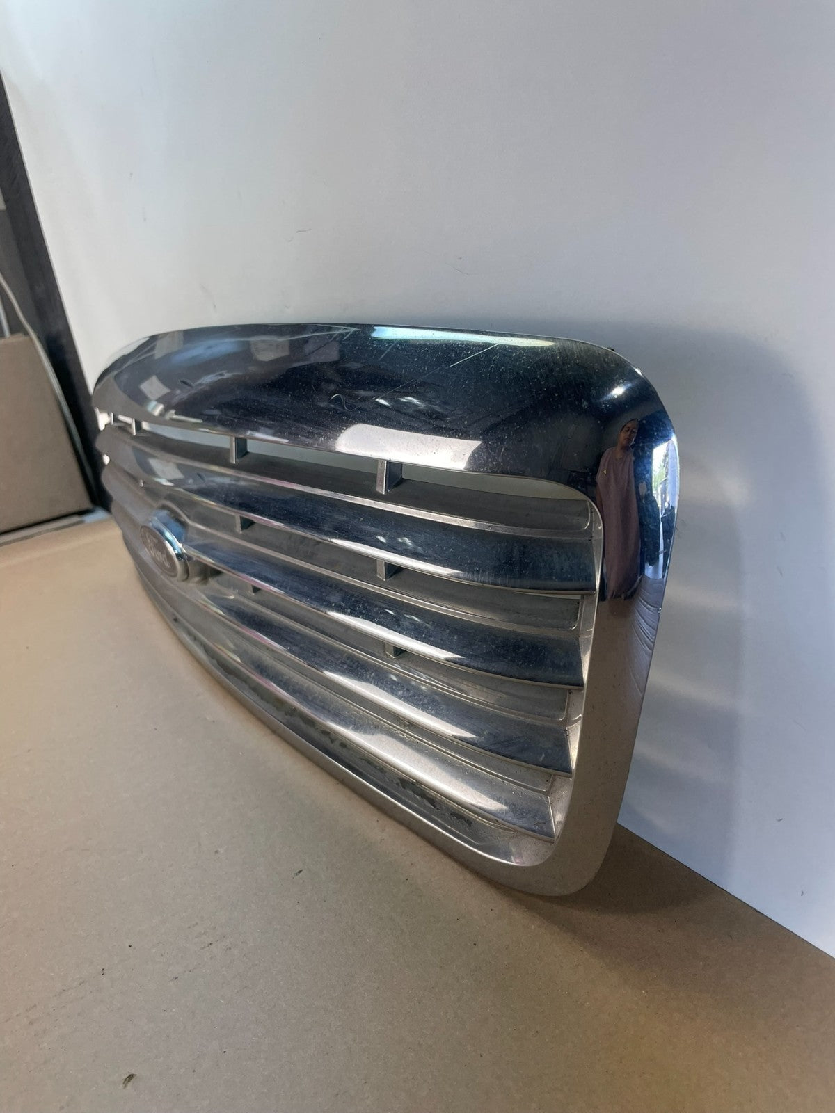 2003 to 2011 Ford Crown Victoria Front Upper Grille Grill Chrome AI0659 DG1