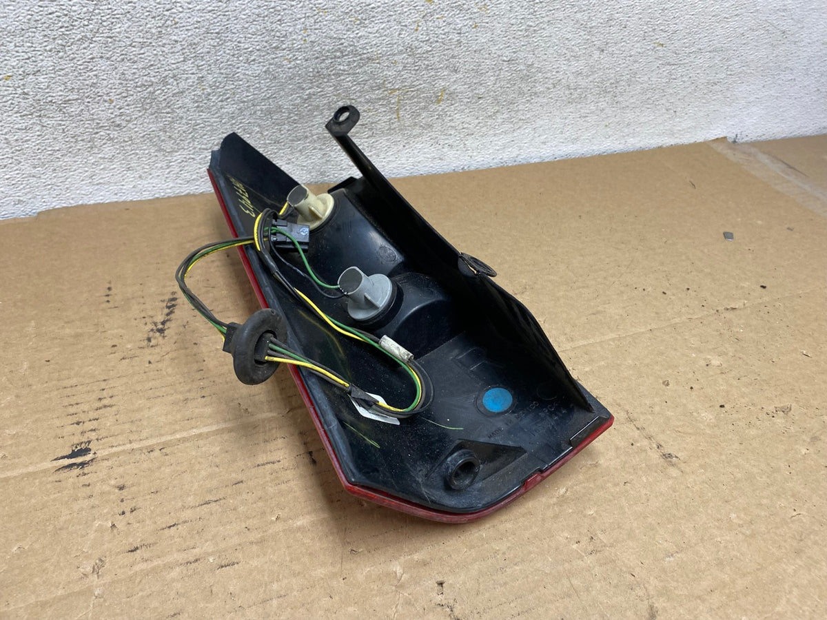 2003 2017 Chevrolet Express 1500 2500 3500 Right Passenger Tail Light AH7943 LK6