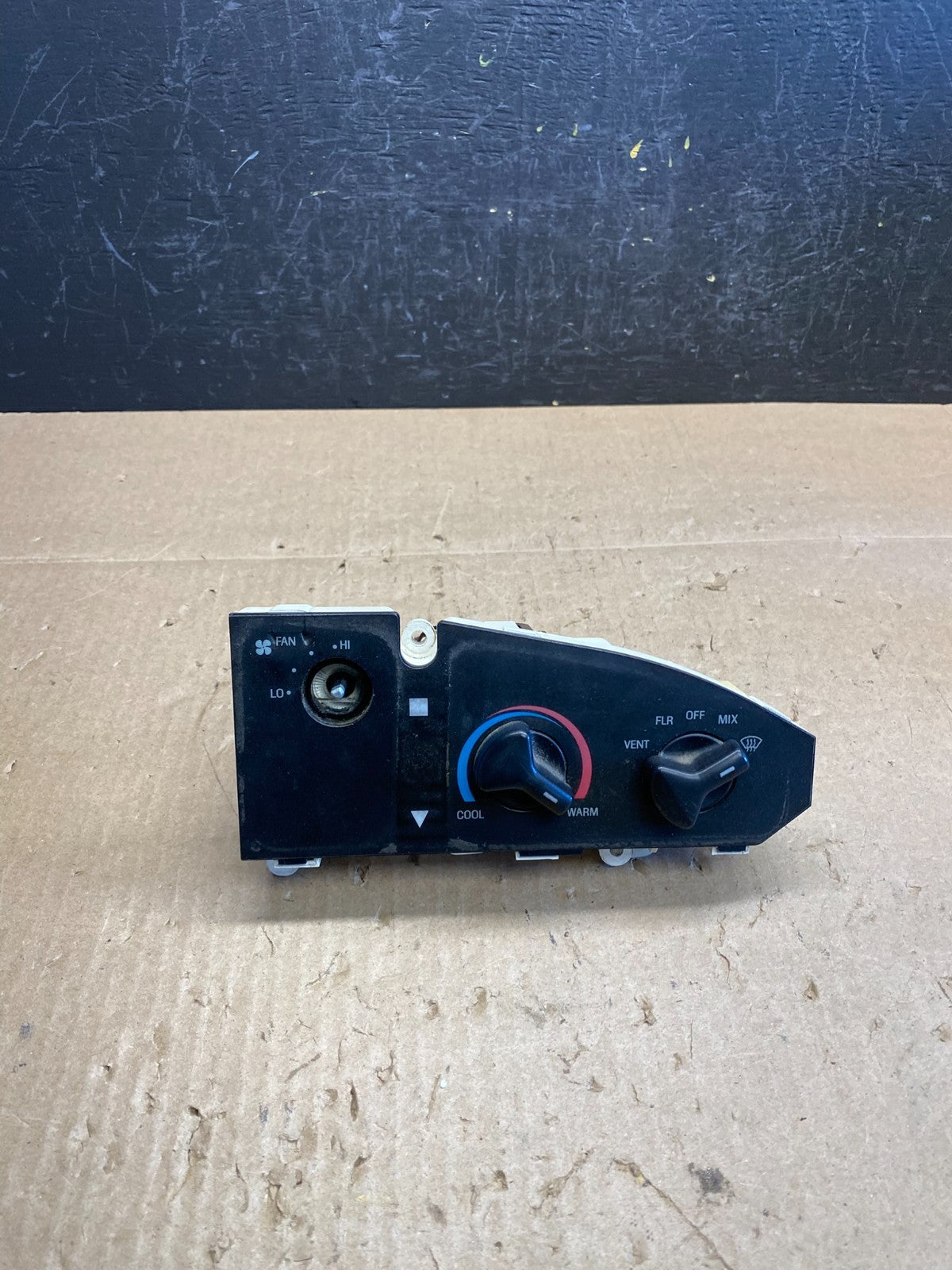 2009-2014 Ford Van Econoline E150 E250 A/C Heater Climate Control AC6547 DG0