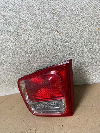 2013-2016 Chevrolet Malibu Right Passenger Rh Inner Tail Light AH6814 LK1