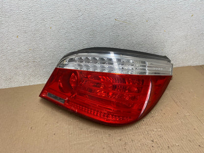 2008 2009 2010 BMW 5 525i 530i Right Passenger Rh Tail Side Light L3363 DW0