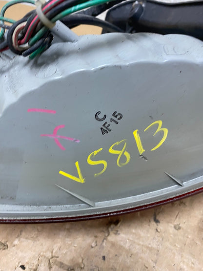 2001 to 2004 Hyundai Santa Fe Right Passenger Rh Tail Light V5813 DW6