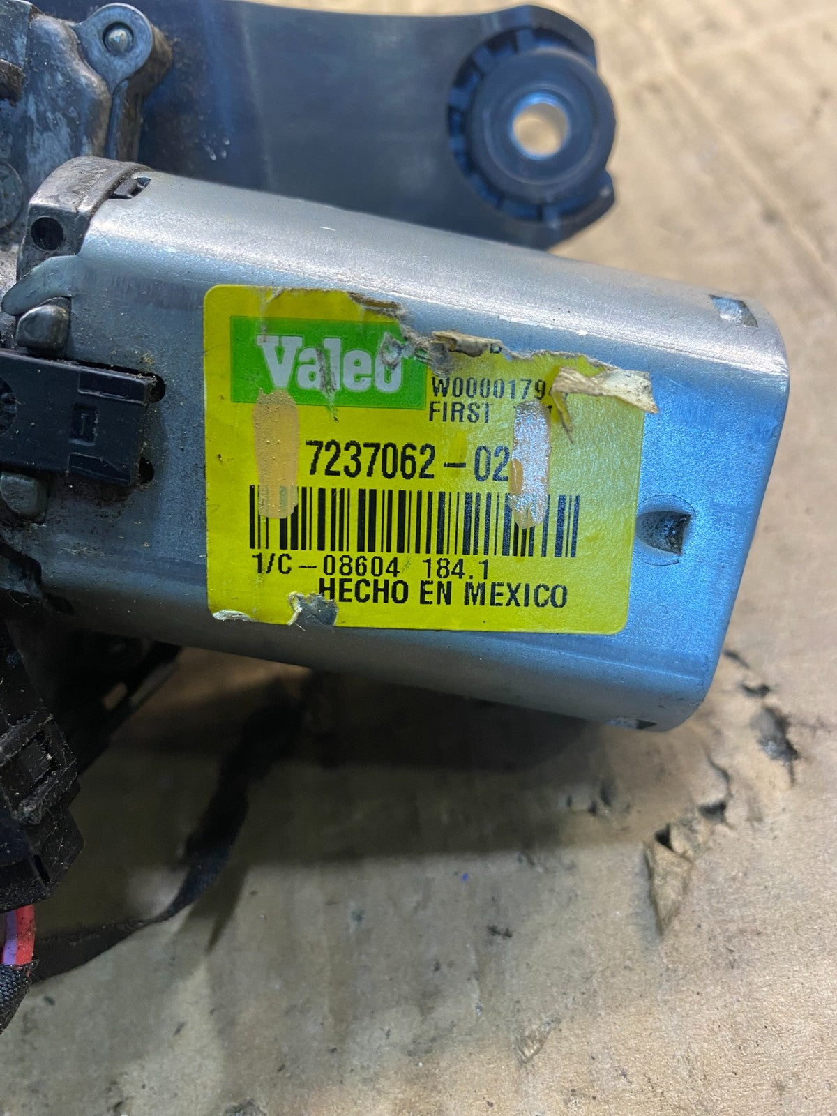 2011 to 2017 BMW X3 Rear Windshield Wiper Motor OEM AA7502  DG5