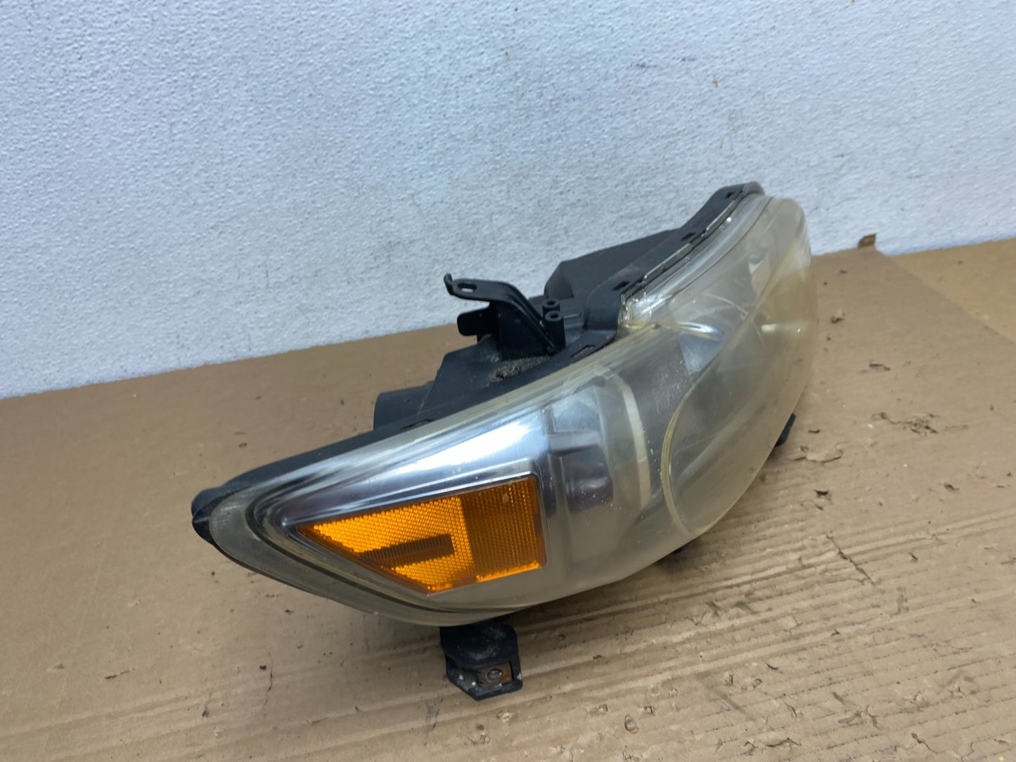 2008 2009 2010 Scion XB Right Passenger RH Headlight Halogen AD4331 DW2