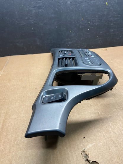 2005 to 2010 Honda Odyssey  Radio Climate Control Dash Trim Bezel H7597 DG13