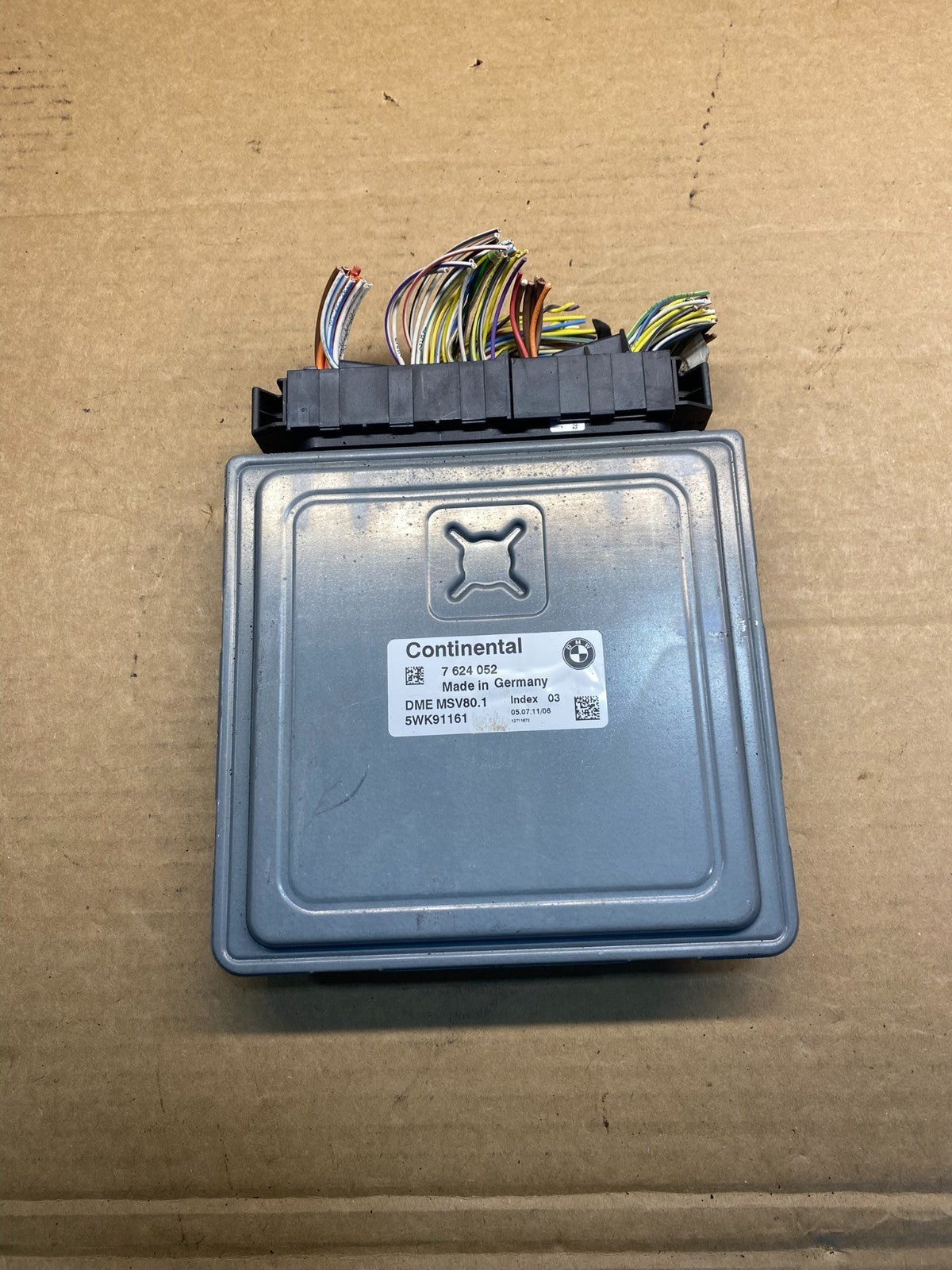 2007 - 2011 BMW 328i 528i E90 ECM ECU Engine Computer 7624052 ac7960 DG0