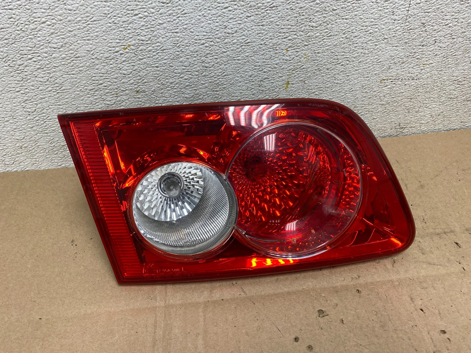 2006-2008 Mazda 6 Left Driver Lh Side Tail Light Inner J9800 DW0