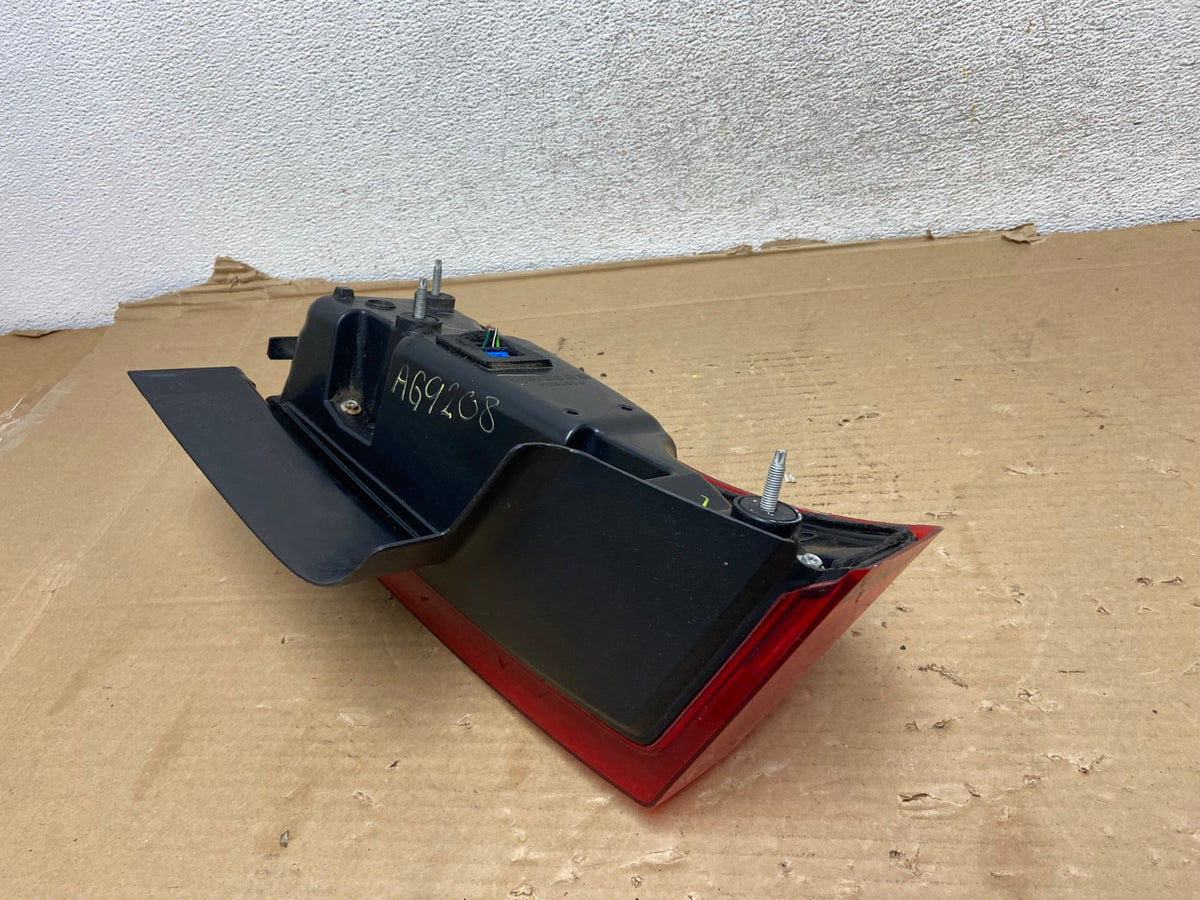 2008 to 2013 Cadillac CTS Right Passenger Side Led Side Tail light AG9208 LK5