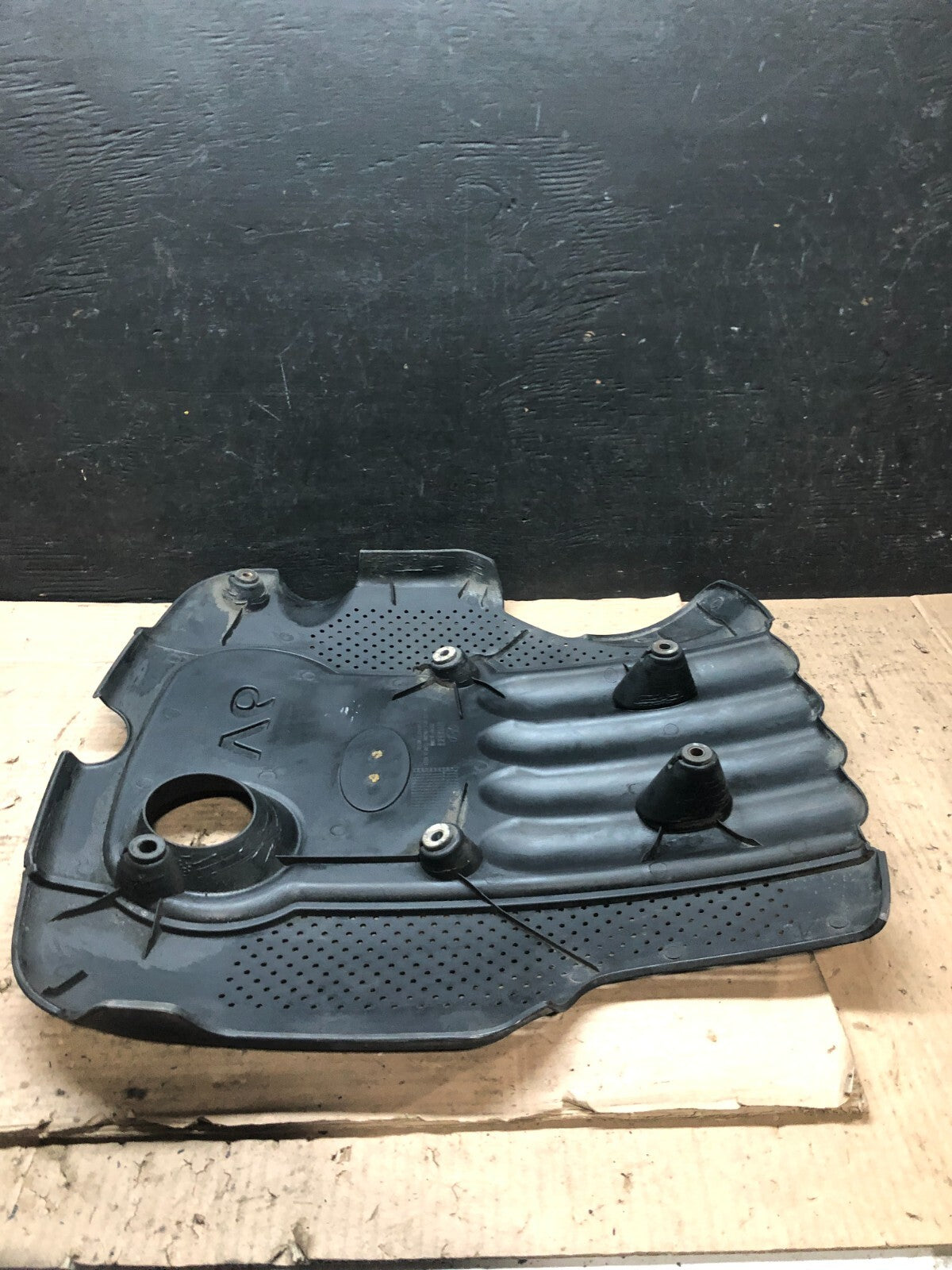 2005 - 2006 Hyundai Santa Fe 2.7L V6 Engine Motor Cover G8579 PS6