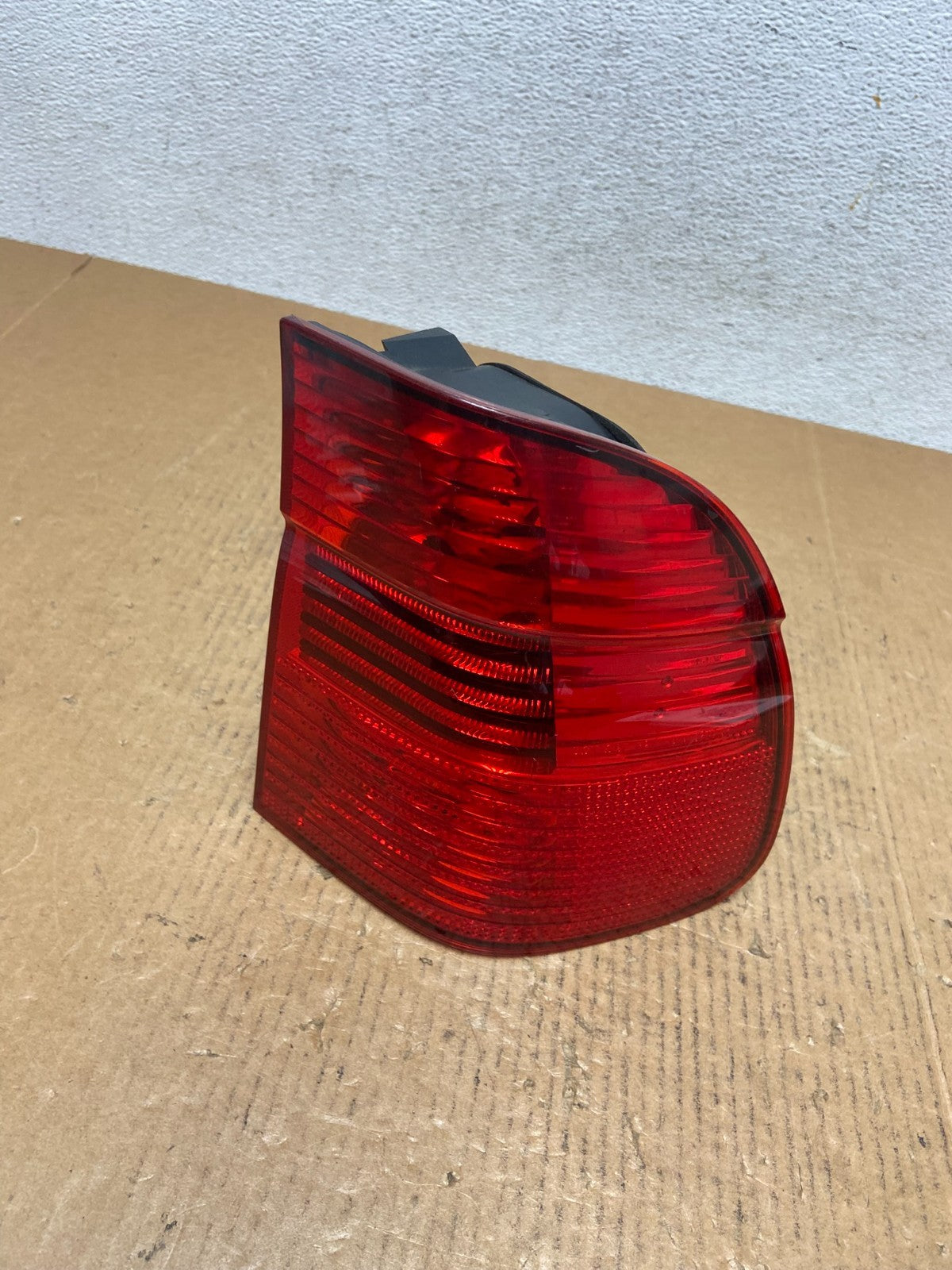 2001 2003 BMW 5 Series E39 Wagon Right Passenger RH Side Tail Light Oe AE1193 DG0