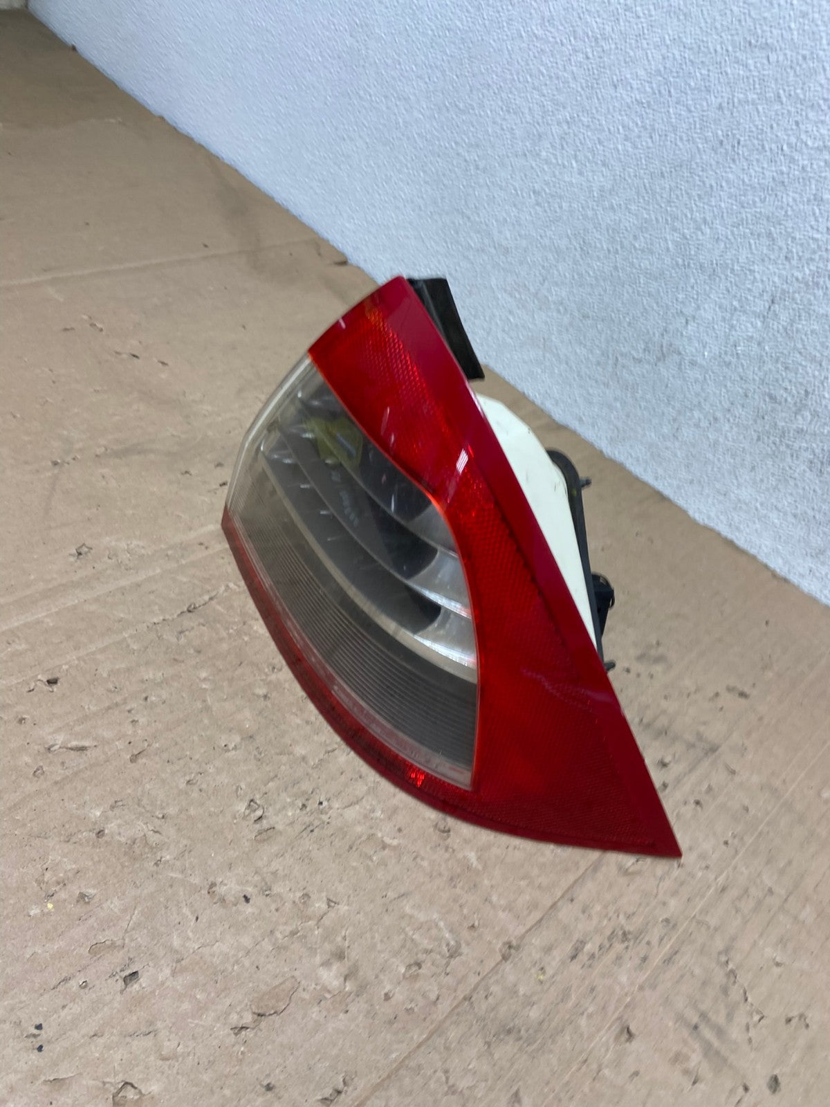 2006-2009 Mercury Milan Right Passenger Side Tail Light AE9358 LK1