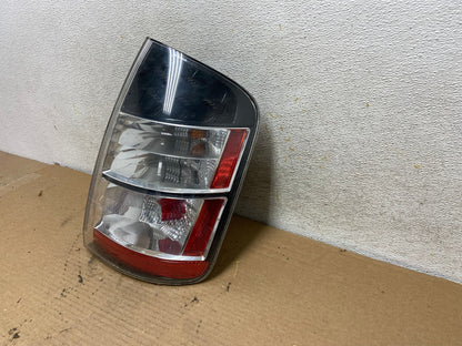 2004 - 2005 Toyota Prius Right Passenger Side Rh Tail Light AH4281 LK2