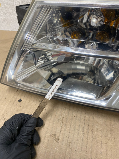 2009 to 2017 Dodge Journey Headlight Left Driver Lh Side Halogen AH6806 DW3