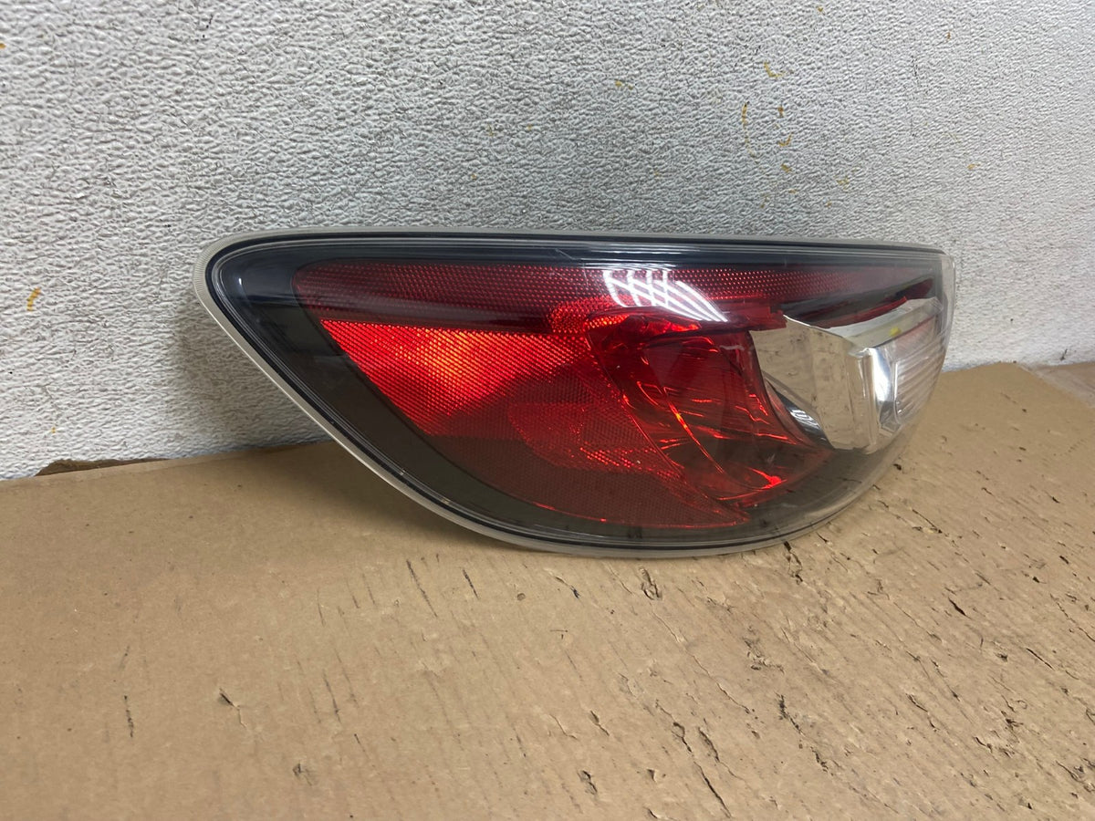 2010 2011 2012 2013 Mazda 3 Left Driver Lh Side Tail Light AH2888 LK1