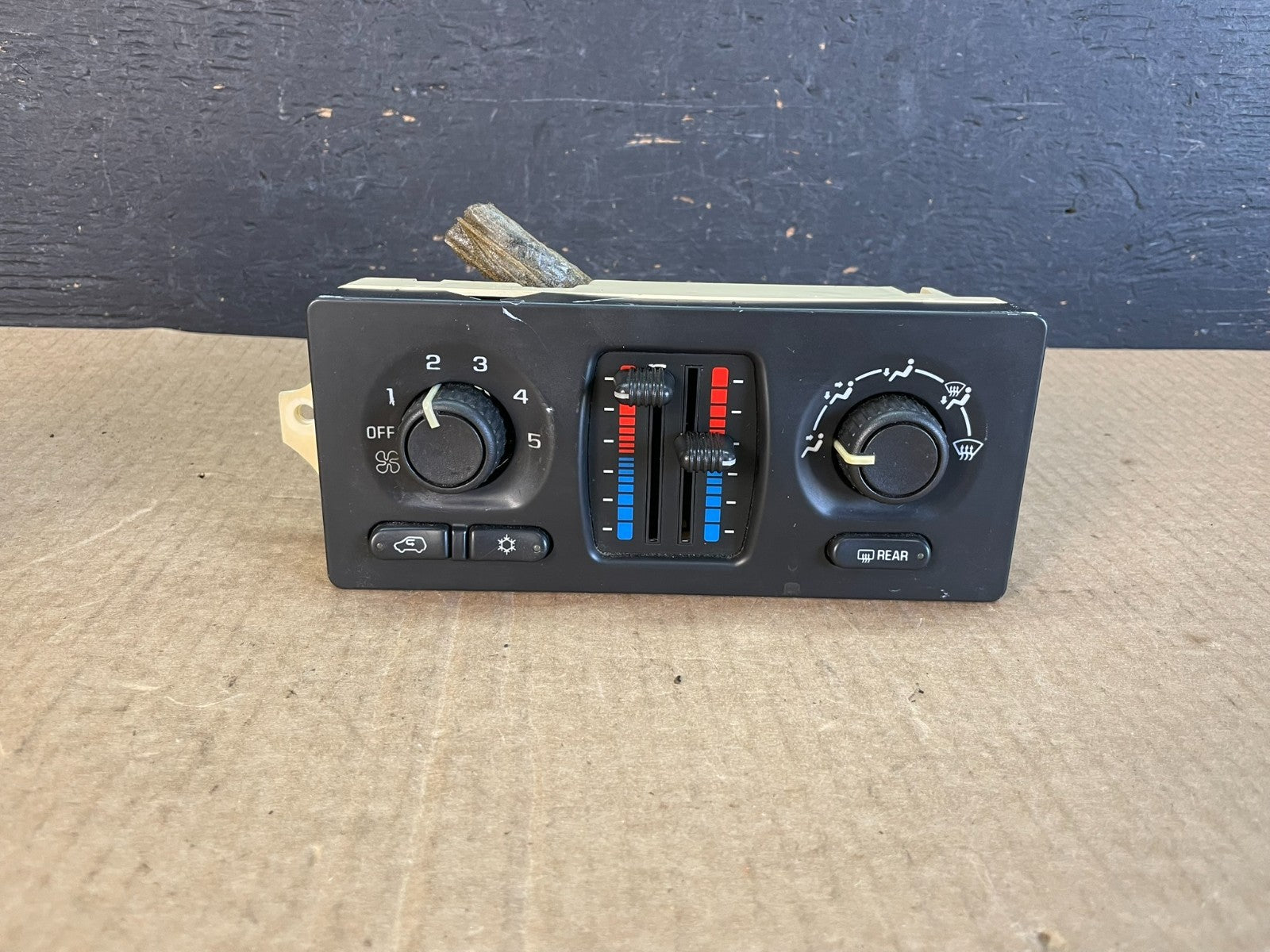 2003 to 2006 Chevrolet Silverado HVAC Heater Climate Control Module AF3691 DG0