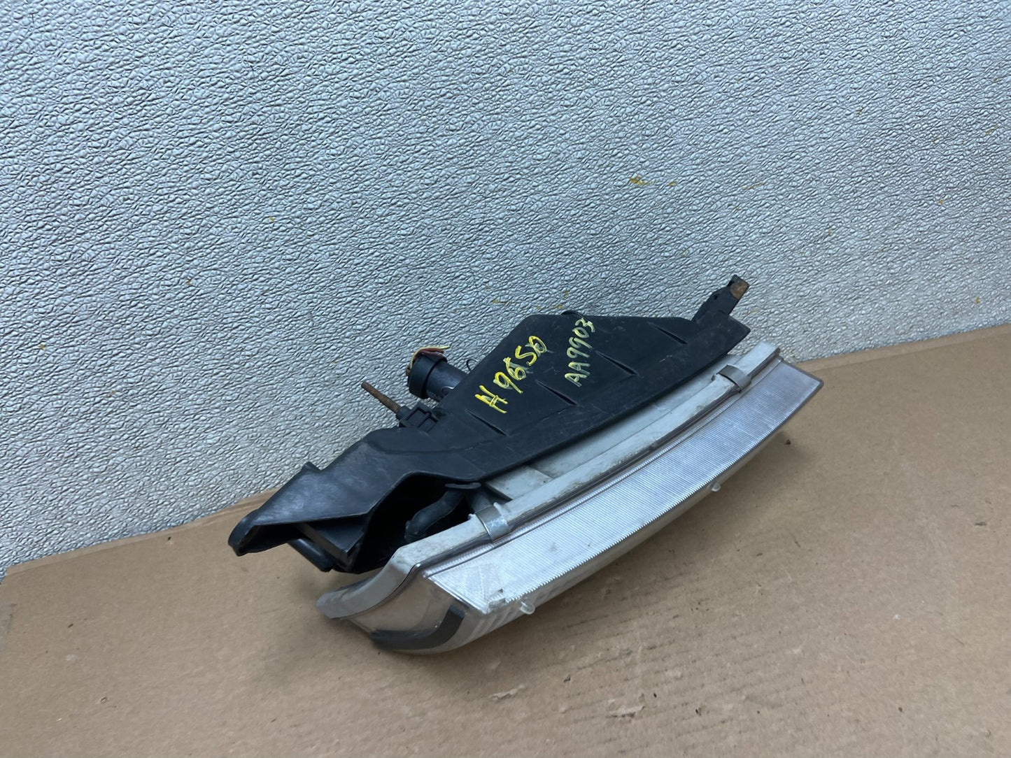 1997 - 1999 Subaru Legacy Left Driver LH Side Headlight Halogen Oem AA9903 DW7