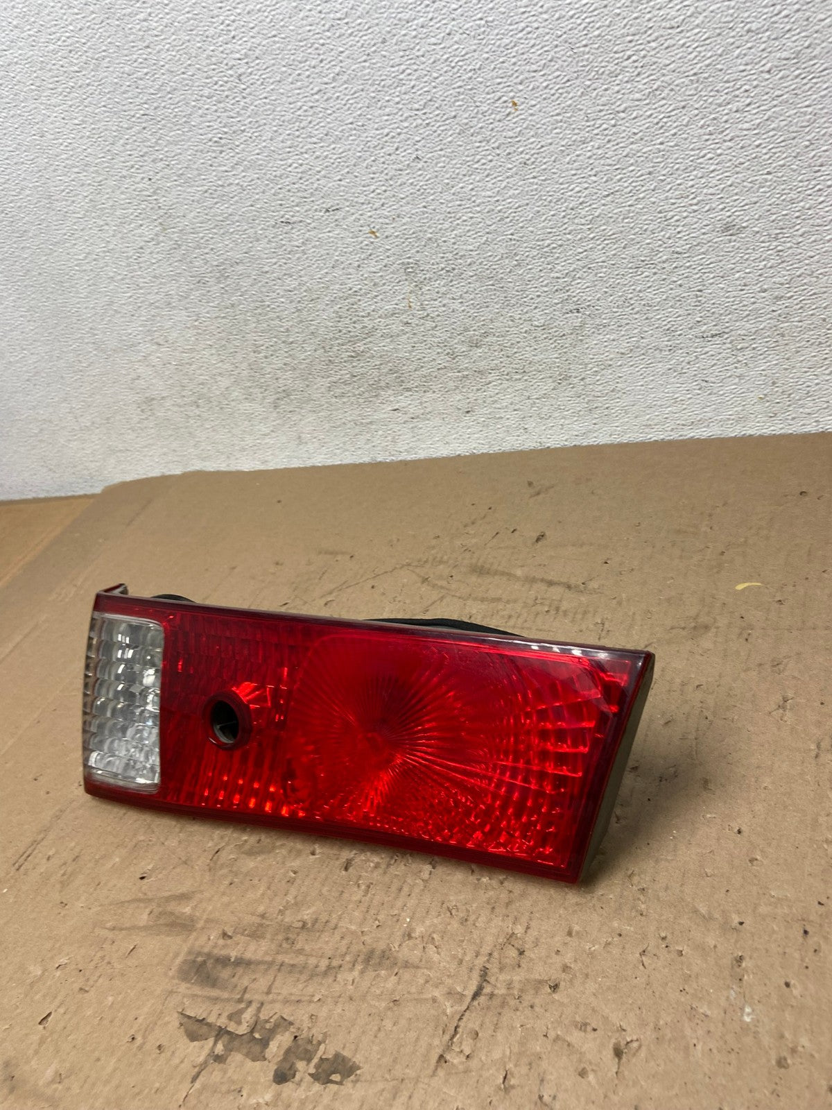 2000-2001 Toyota Camry Tail Light Right Passenger Rh Side Inner AD7827 LK1