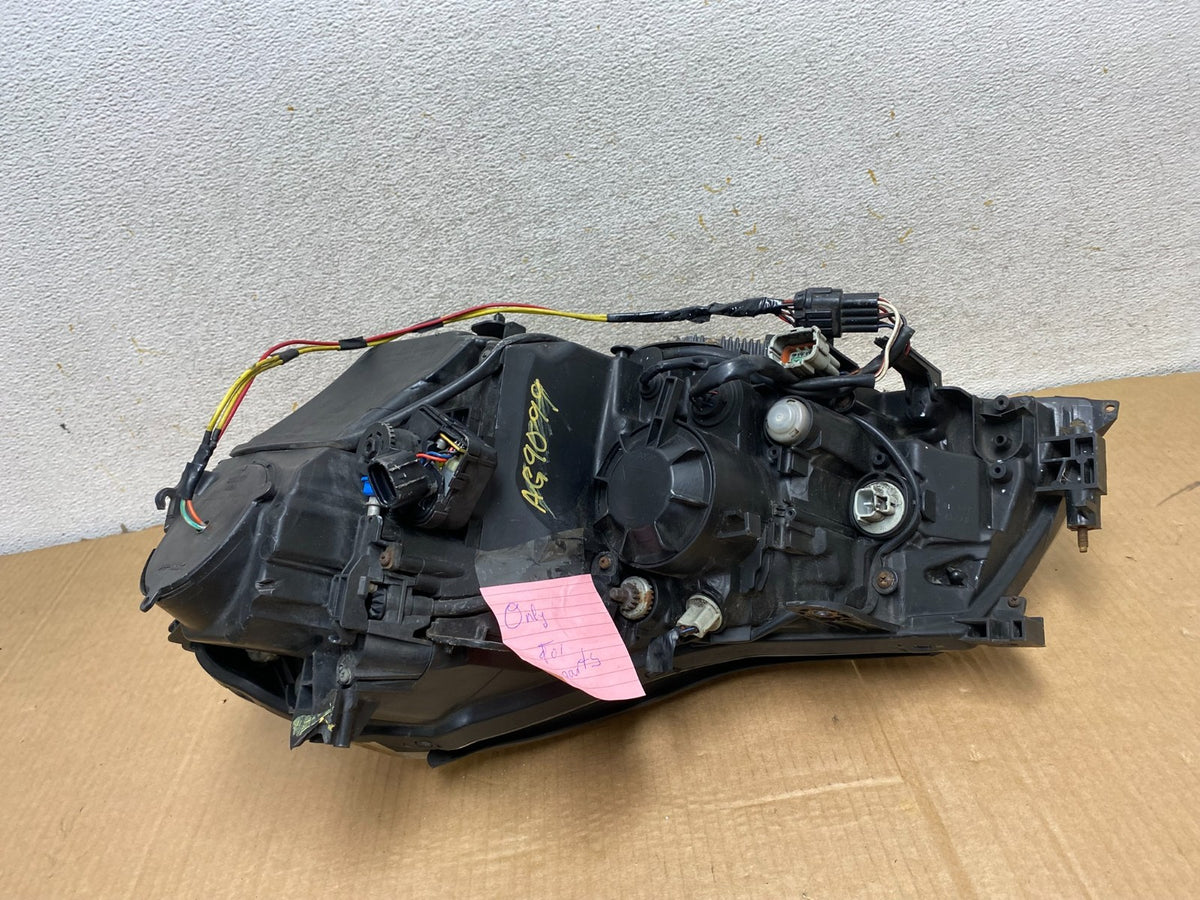 2006 to 2010 Infiniti M35 Right Passenger Rh Xenon HID Headlight AI6890 DW3