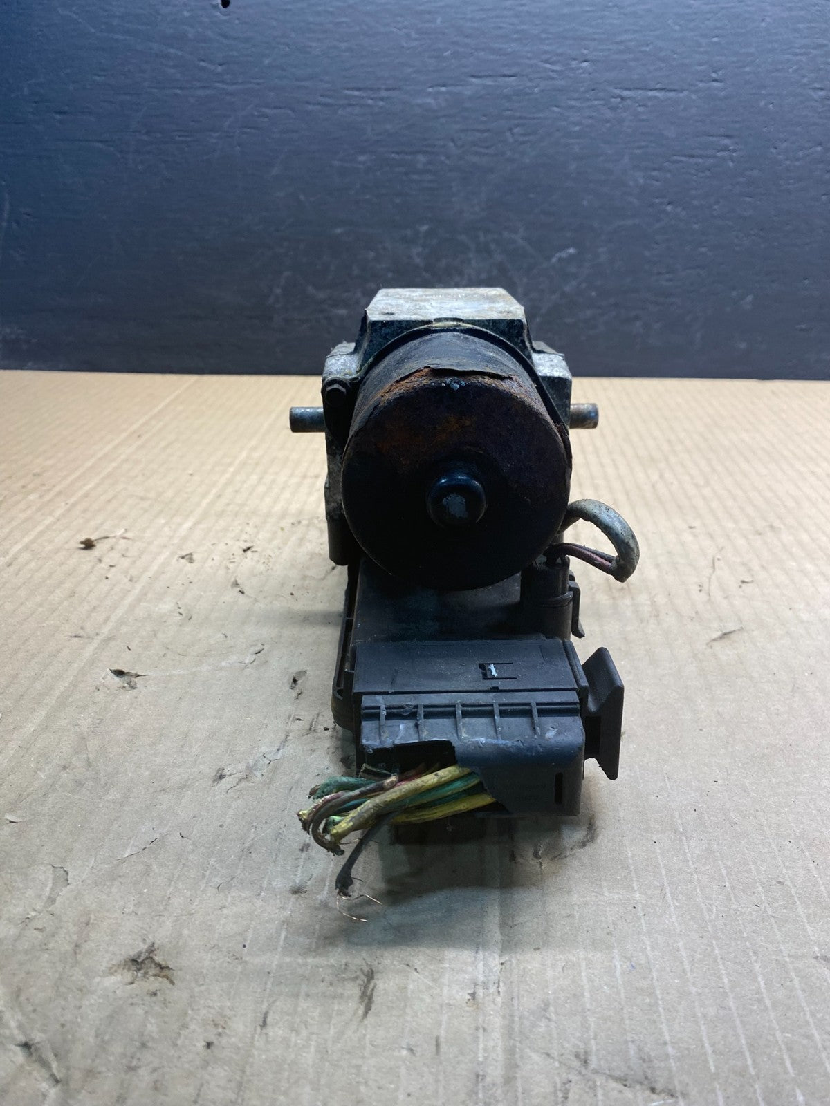 2003 2007 Ford E250 E350 Anti-Lock ABS Antilock Brake Pump AC0898 DG5