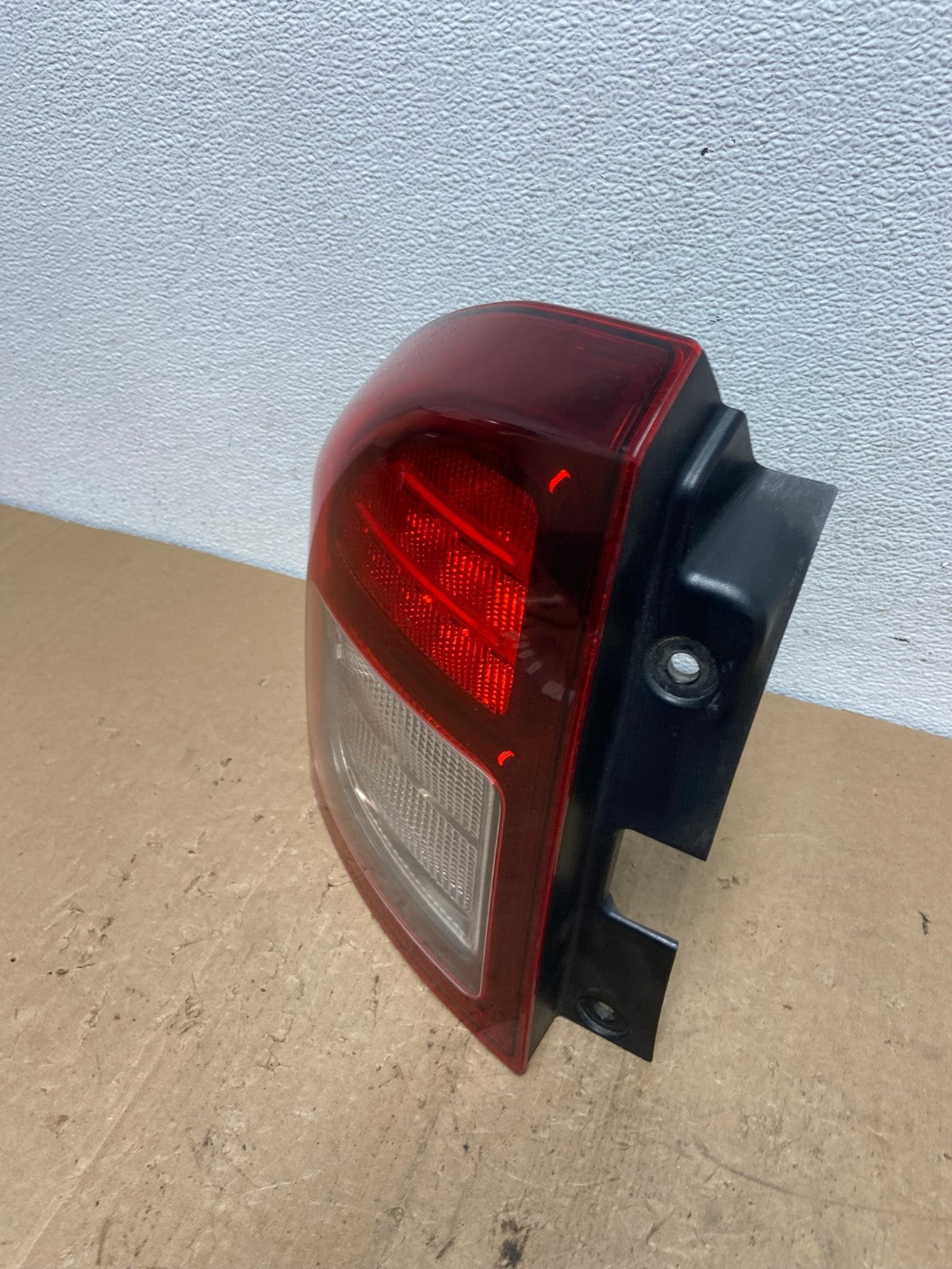 2014 - 2017 Jeep Compass Left Driver LH Side Tail Light AC5961 LK1