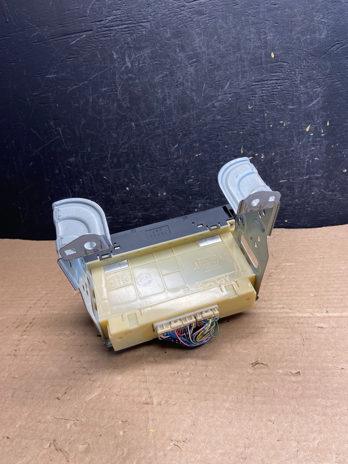 1997 - 1999 Lexus ES300 Center Dash A/C AC Heater Climate Control Unit AF2587 DG3