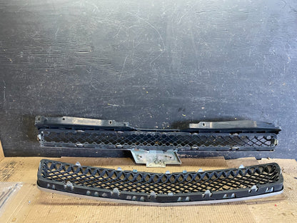 2007 to 2014 Chevrolet Avalanche Front Upper Lower Set Grill Grille Oem W9997 DG6