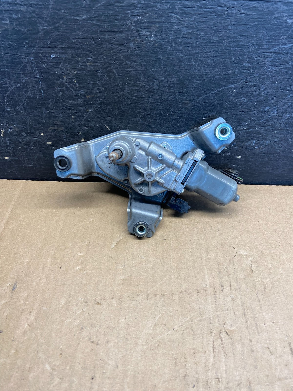 2014-2021 Dodge Durango Tailgate Back Door Rear Wiper Motor Wiper AG1503 DW0