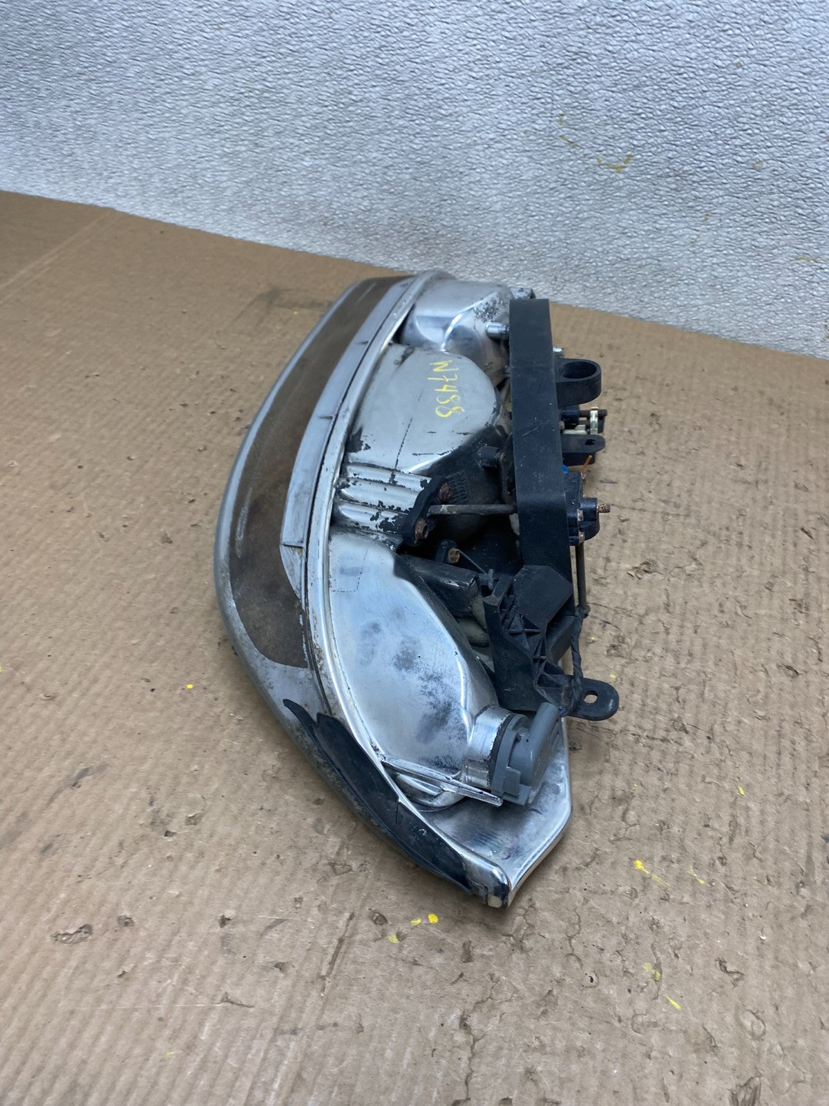 2001-2002 Saturn SC2 SL2 S Series Right Passenger RH Halogen Headlight W7488 DW7