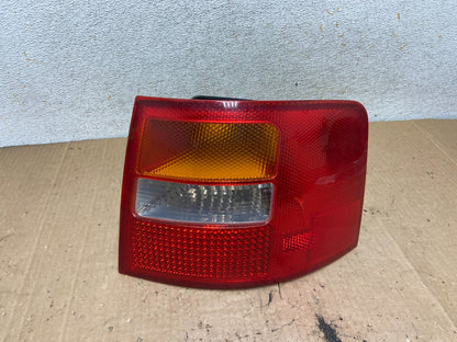 2001-2005 Audi A6 Wagon Right Passenger RH Side Tail Light AI9157 LK0