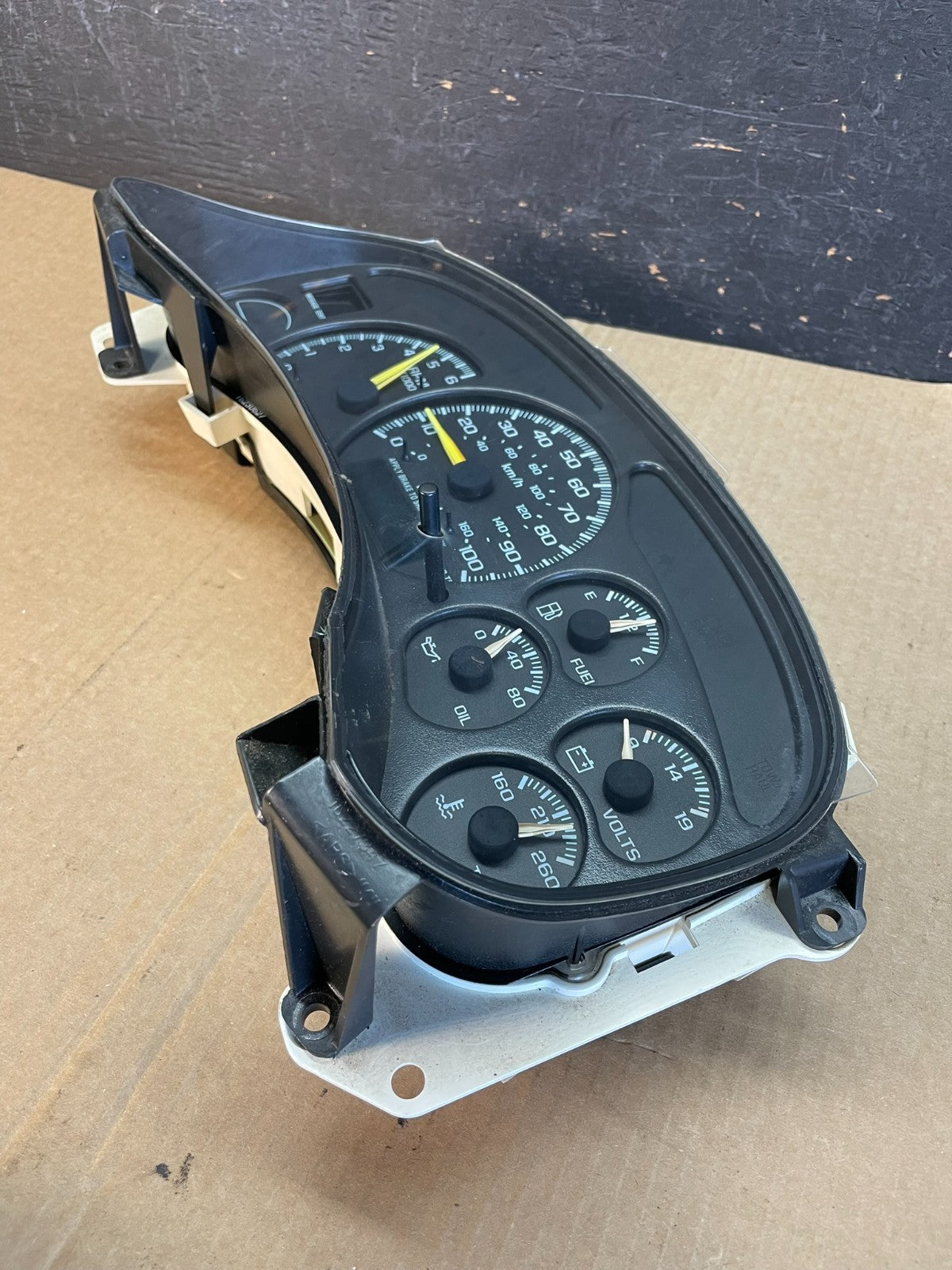 1999 to 2002 Chevrolet Silverado Sierra Cluster Gauge Speedometer ECM AF3567 DG2