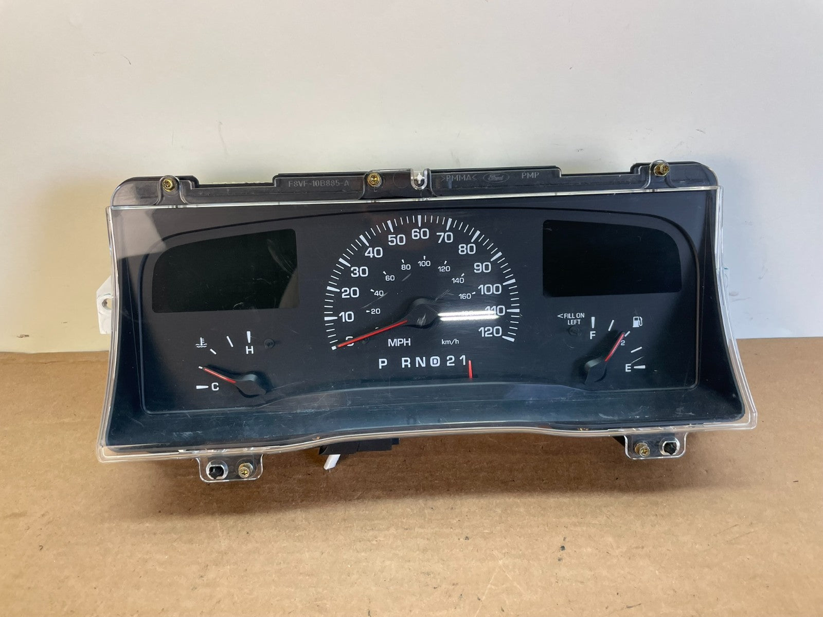 2000 to 2001 Lincoln Town Car Speedometer Gauge Cluster AG0746 DG0
