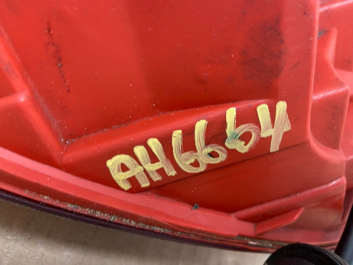 2009 2010 Nissan Murano Left Driver Lh Side Tail Light AH6664 Lk7