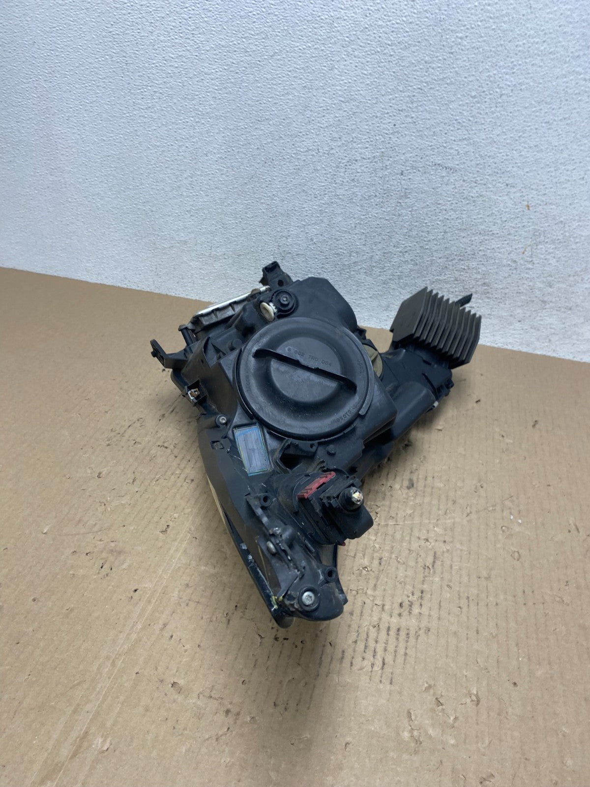 2014-2016 Cadillac XTS Left Driver LH AFS Xenon HID Headlight AE7121 DW8