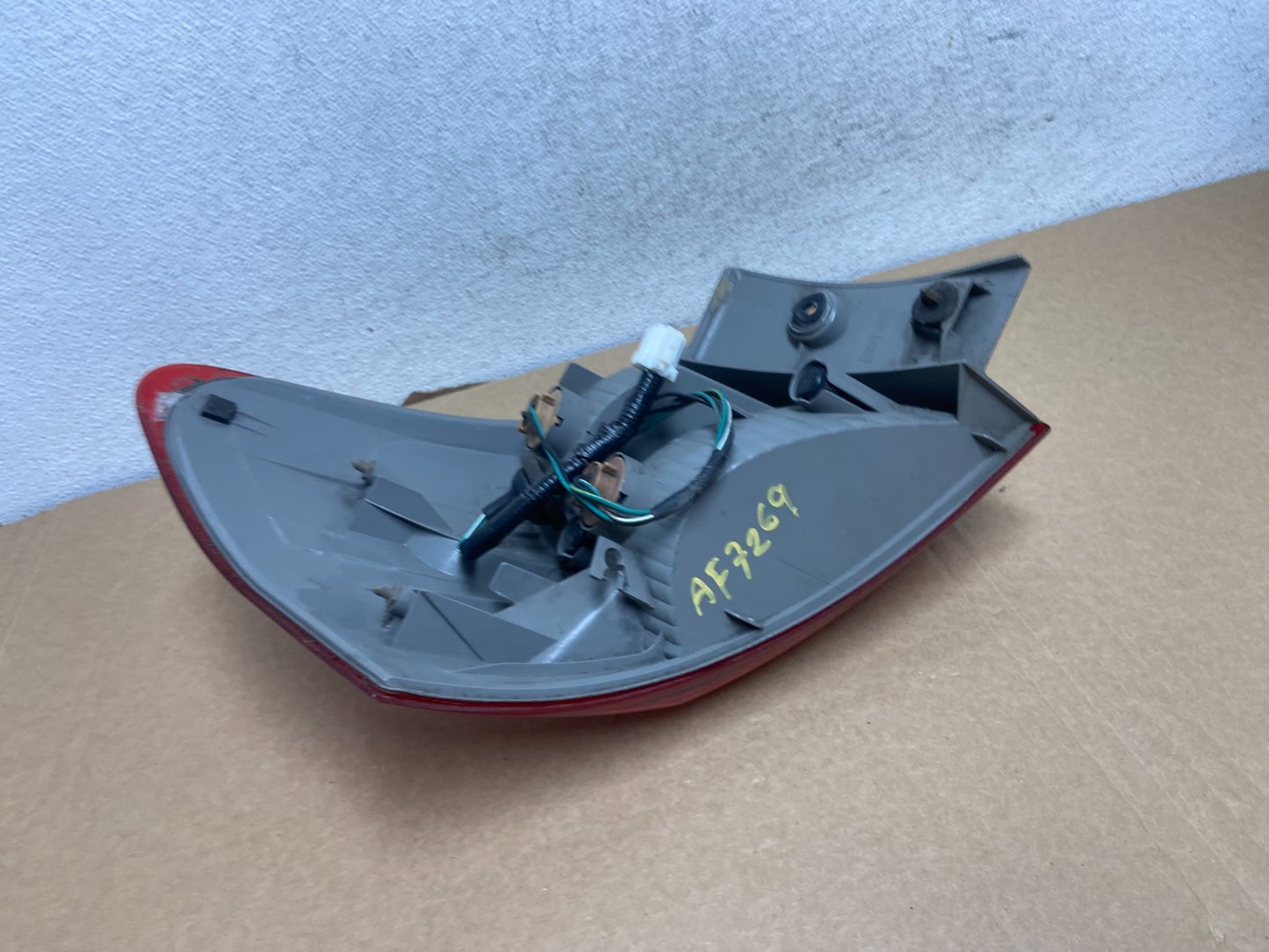 2008 to 2015 Nissan Rogue Right Passenger Rh Side Tail Light AF7269 DW5