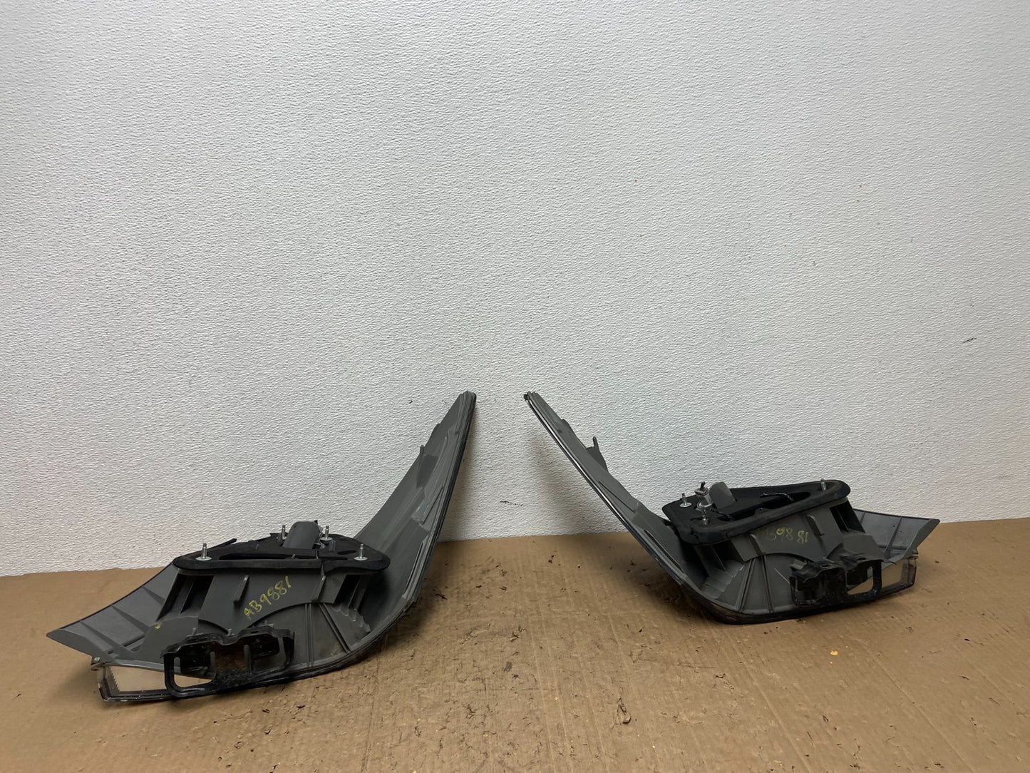 2008 to 2012 Honda Accord Sedan Tail Lights Left+Right Side AB9881 DW6