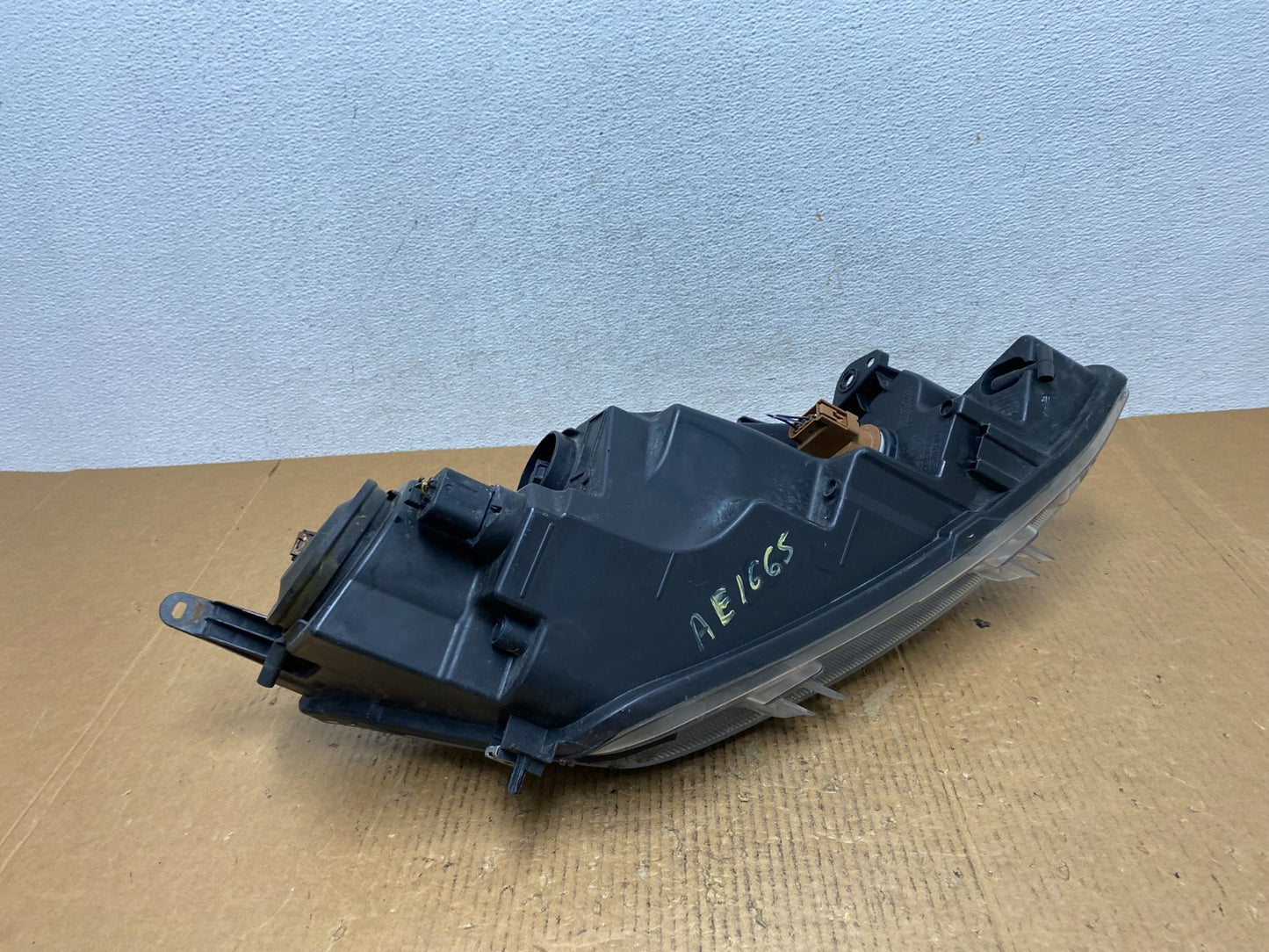 2010 2011 2012 Ford Fusion Left Driver LH Side Headlight Halogen AE1665 DW7