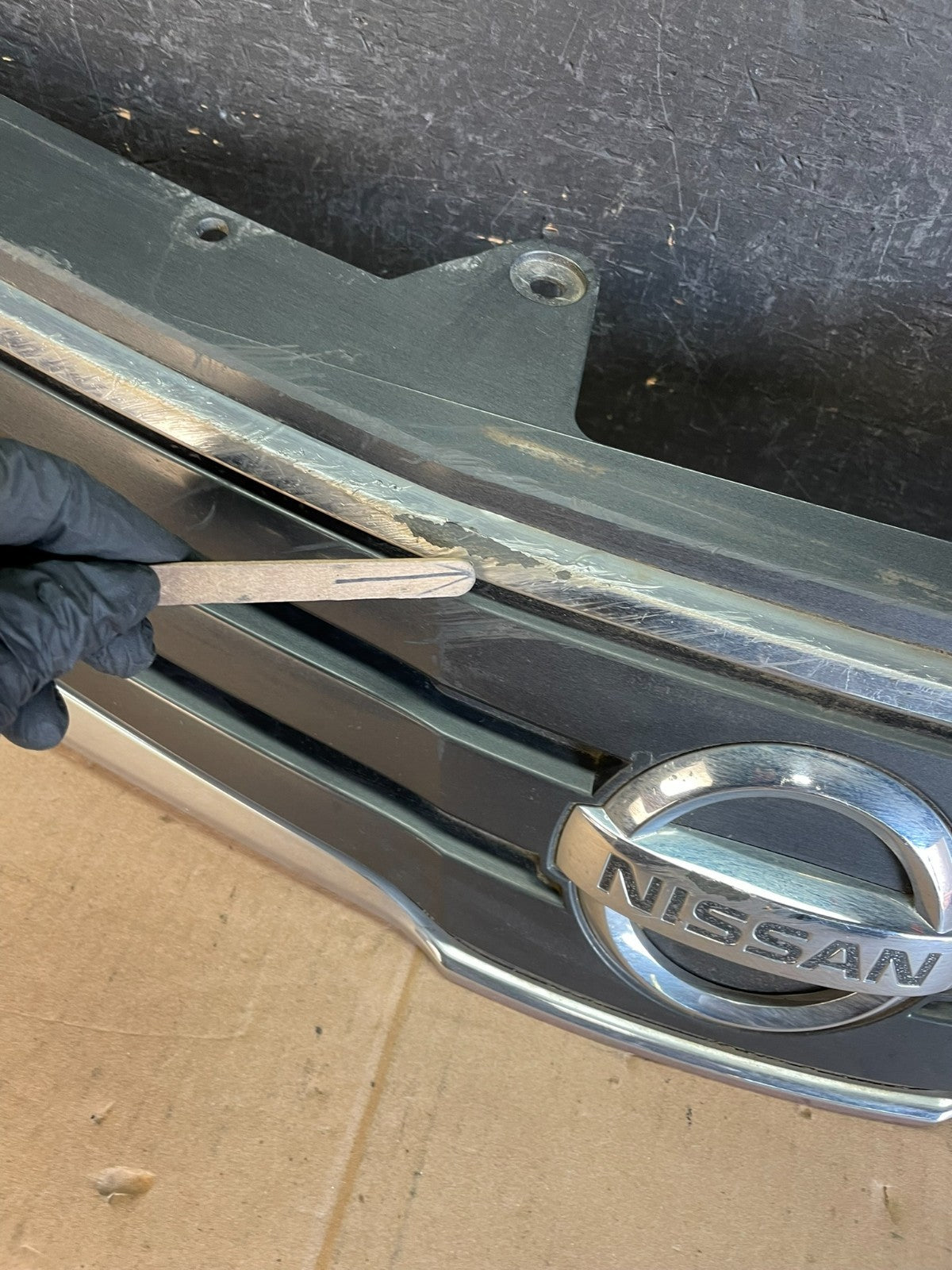 2007 2008 2009 Nissan Versa Sedan Front Upper Grill Grille AD8498 DG4