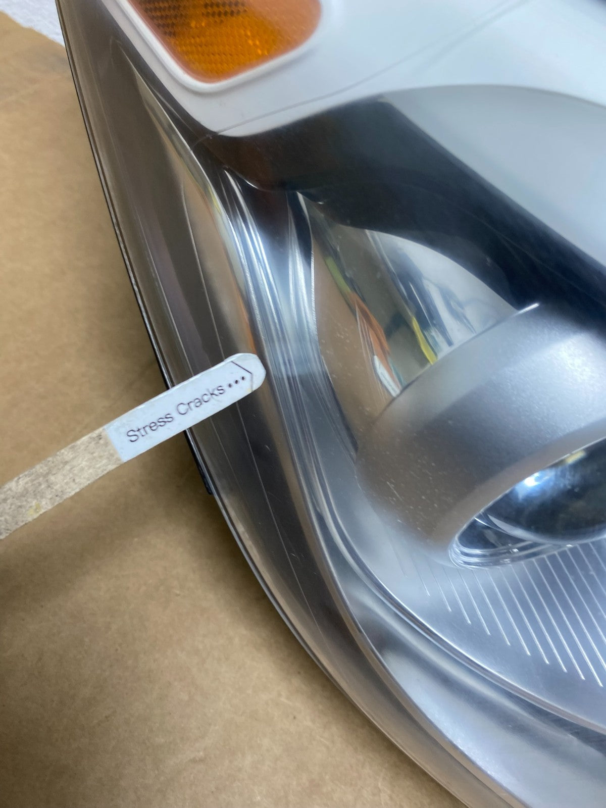 2014 - 2018 Kia Soul Right Passenger RH Projector Halogen Headlight AE2987 DG4