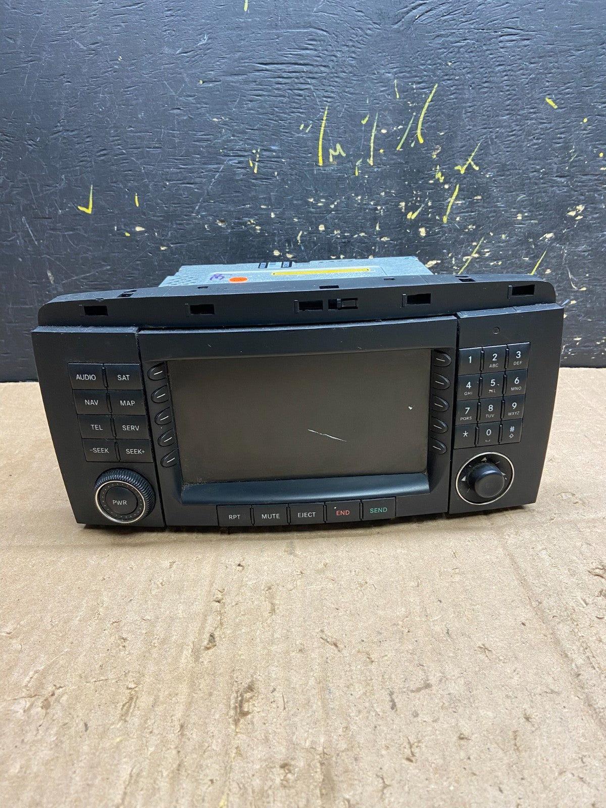 2006-2009 Mercedes W251 R350 Head Command Navigation Radio Player AB1766 DG0