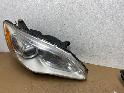 2011 2012 2013 2014 Chrysler 200 Right Passenger Halogen Headlight AD8158 DW1