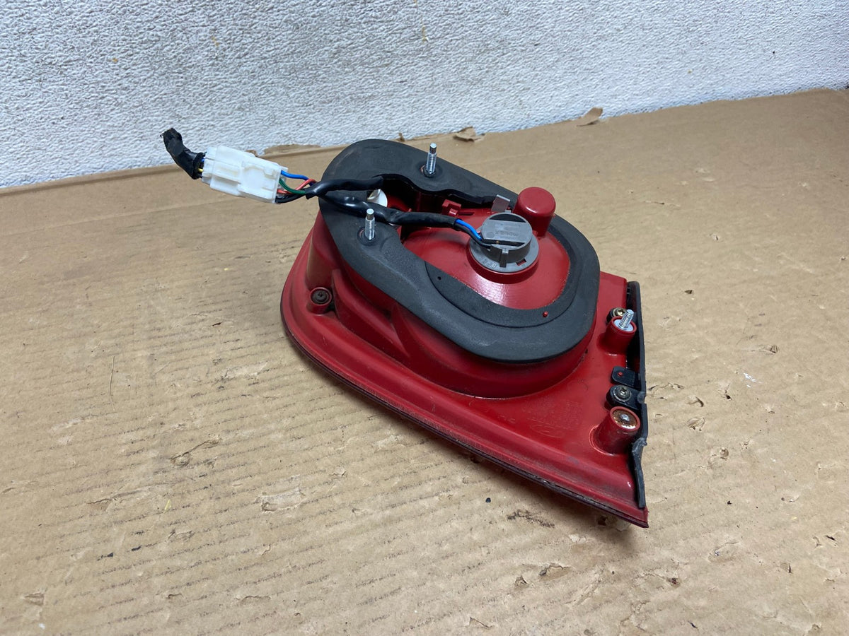 2007 2008 2009 Hyundai Santa Fe Right Passenger Tail Light Inner AG9254 LK5