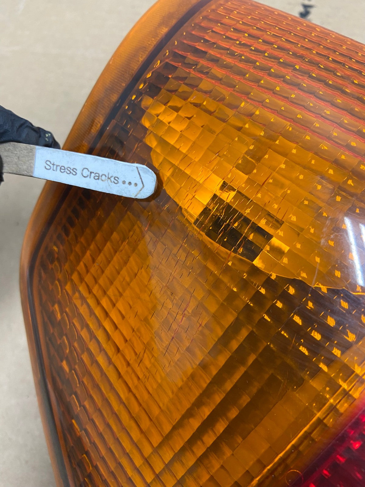2002 to 2009 Gmc Envoy Left Driver Lh Side Tail Light AH4008 LK4