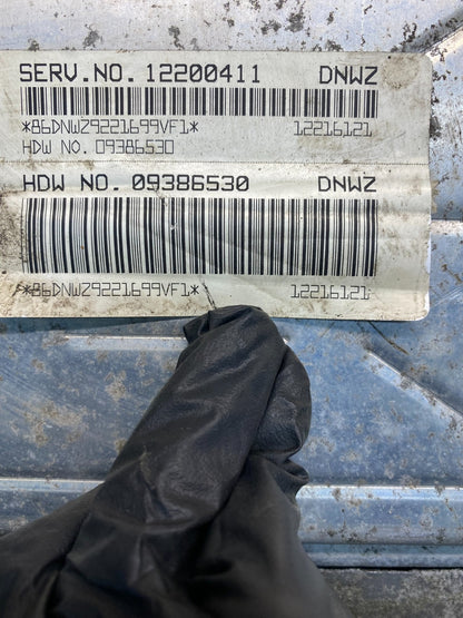 2001-2002 Silverado Tahoe Engine Computer Module 12200411 ECM ECU ai7742 DG2