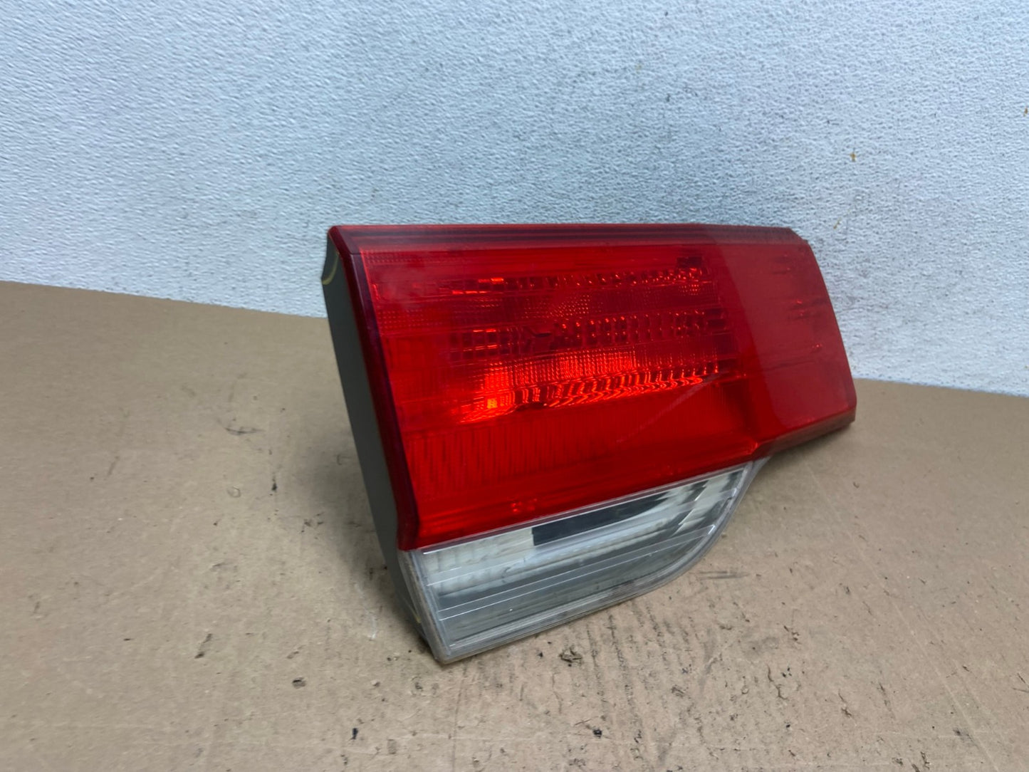 2008 to 2010 Honda Odyssey Left Driver LH Side Tail Light Inner AE6475 LK2